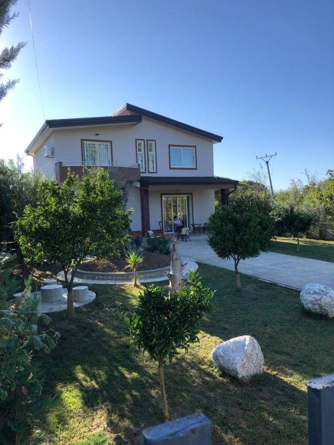 Sunnyside Villa Durrës Esterno foto